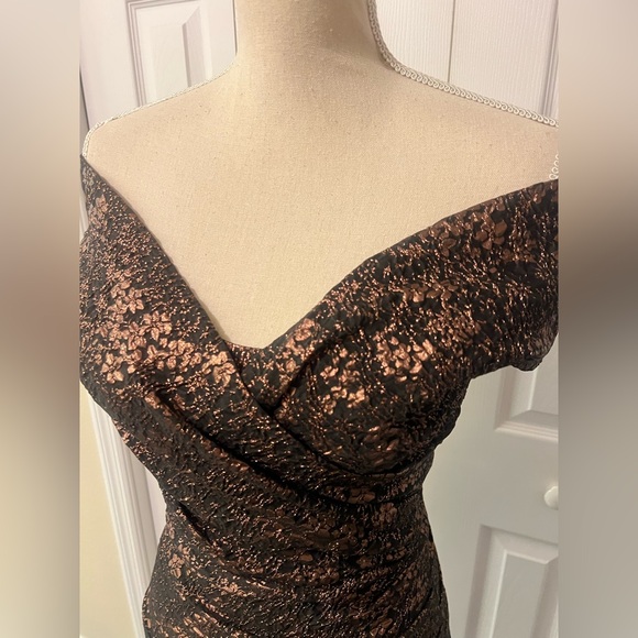 Rickie Freeman Teri John Dress Black and Gold Rose Gold Size 4 - Picture 3 of 16